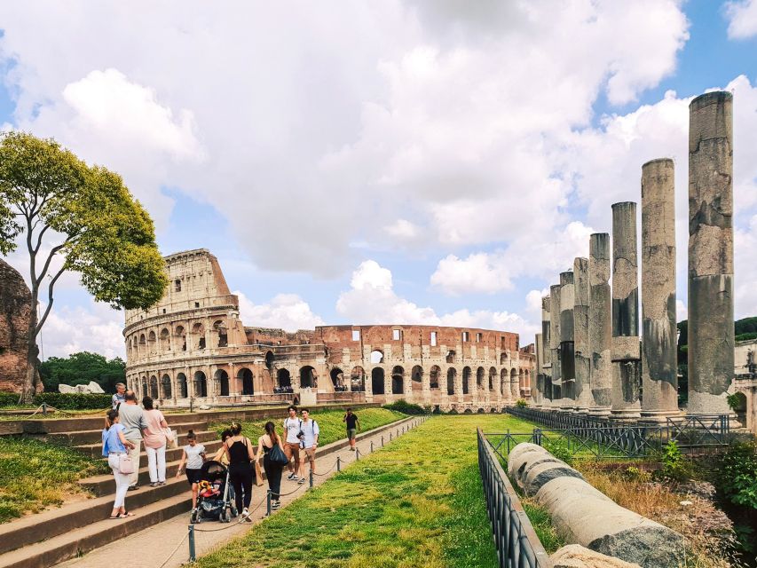 Rome: Colosseum, Palatine Hill and Roman Forum Guided Tour - Rain, Lines, and Real-World Practicalities