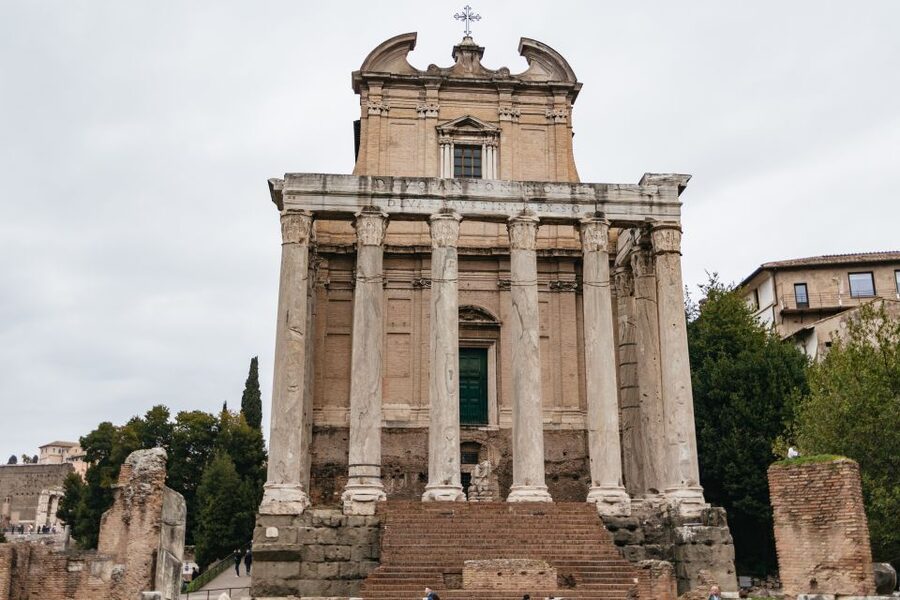 Rome: Colosseum, Palatine Hill & Roman Forum Guided Tour - Entering The Colosseum With Skip-The-Line, Plus Real Security Checks