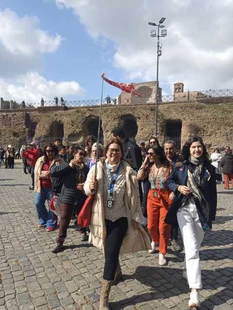 Rome: Colosseum, Palatine Hill, & Roman Forum Walking Tour - What This Colosseum-Forum-Palatine Tour Actually Gives You