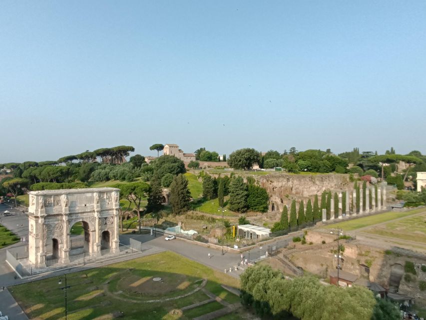 Rome: Colosseum, Palatine Hill, & Roman Forum Walking Tour - Walking Comfort, Heat, and Security Checks