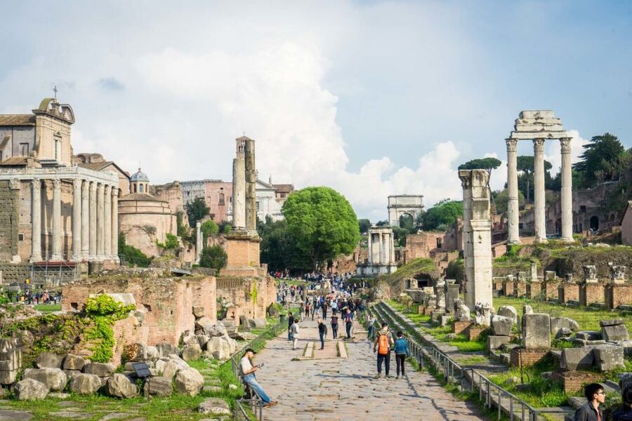 Rome: Colosseum, Roman Forum and Palatine Hill Group Tour - What you should wear and bring (and what not to)