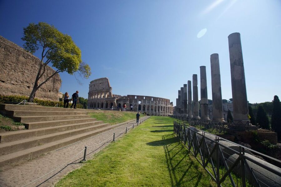 Rome: Colosseum Underground Small Group Guided Tour - Timing, movement, and practical tips that make the tour smoother