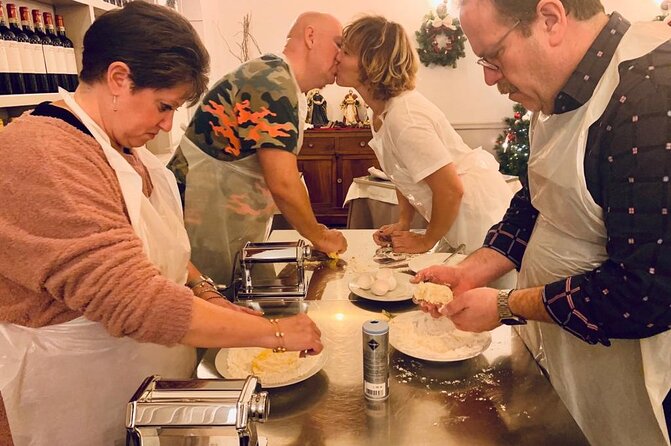 Rome Cooking: Pasta & Tiramisu Making, Free-Flowing Fine Wine - Group size, hosts, and what makes this feel social instead of stiff