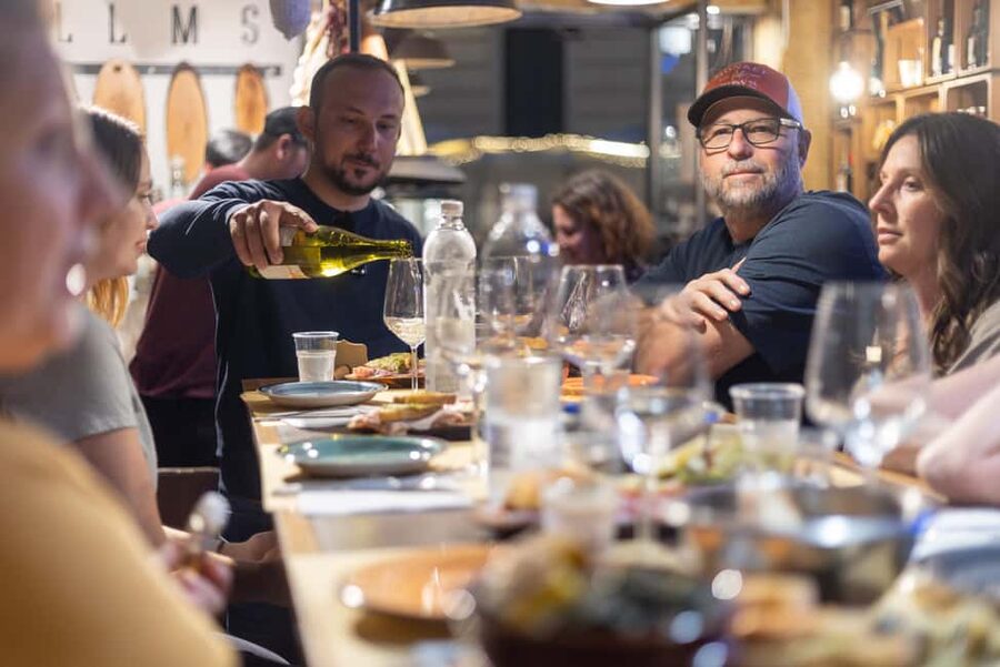 Rome: E-Bike Night Tour with Food and Wine Tasting - St. Peter’s area on wheels: from Basilica views to the Castel Sant’Angelo ride