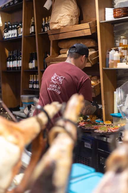 Rome: E-Bike Night Tour with Food and Wine Tasting - Trajan’s Market and the long build to the Colosseum