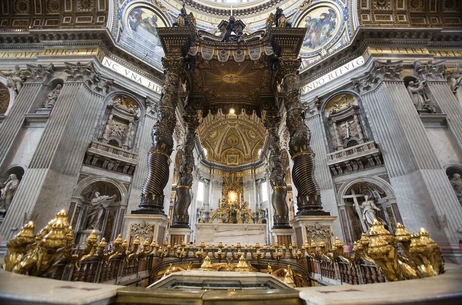 Rome: Early-Entry Vatican Museums & Sistine Chapel Tour - The Sistine Chapel Moment: Michelangelo in Real Time