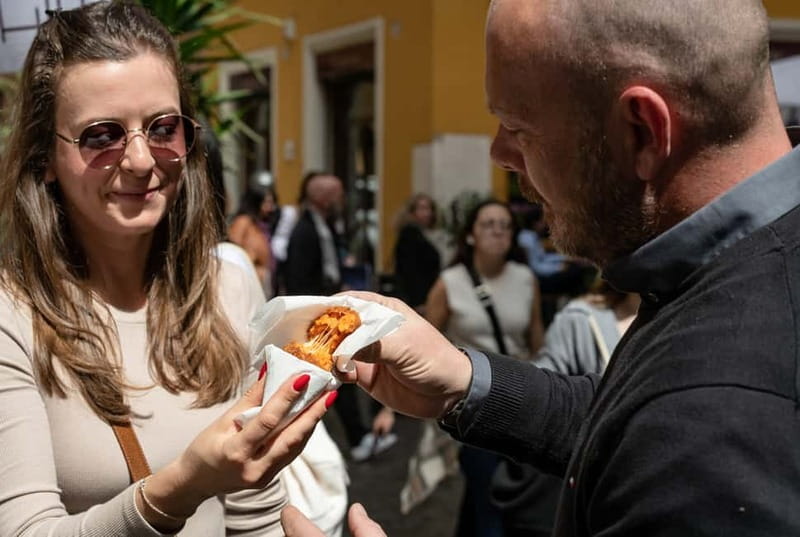 Rome: Eat Like a Roman Ghetto & Campo de' Fiori Food Tour - Guides make or break it, and this one gets strong marks