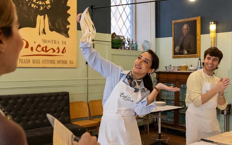 Rome: Enjoy Spritz and Pasta Making in Piazza Navona - What to expect from your chef and the teaching style