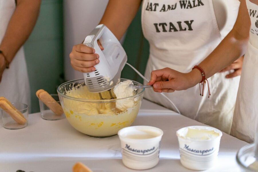 Rome: Fettuccine and Tiramisu Cooking Class with Wine - Key highlights you will care about
