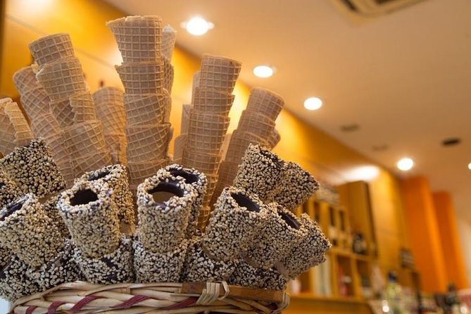 Rome Food Experience Max 6 People Group Tour | w/Private Option - Stop 4 by Piazza della Rotonda: Cacio e Pepe with Pantheon Views