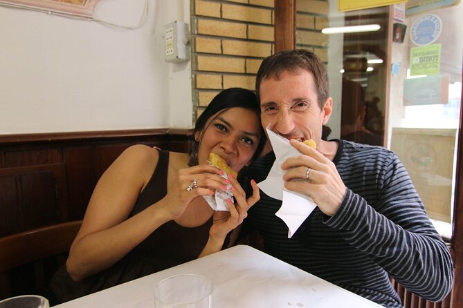 Rome Food Tour: Hidden Gems of Trastevere with Dinner & Wine - Stop 4: organic gelato and choosing quality by taste and texture