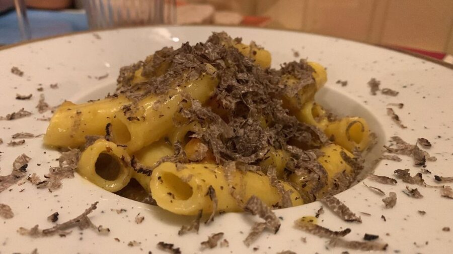Rome: Food Tour with Unlimited Food and Barolo Wine - Wine and Food Volume: What $86.44 Buys You in Real Terms