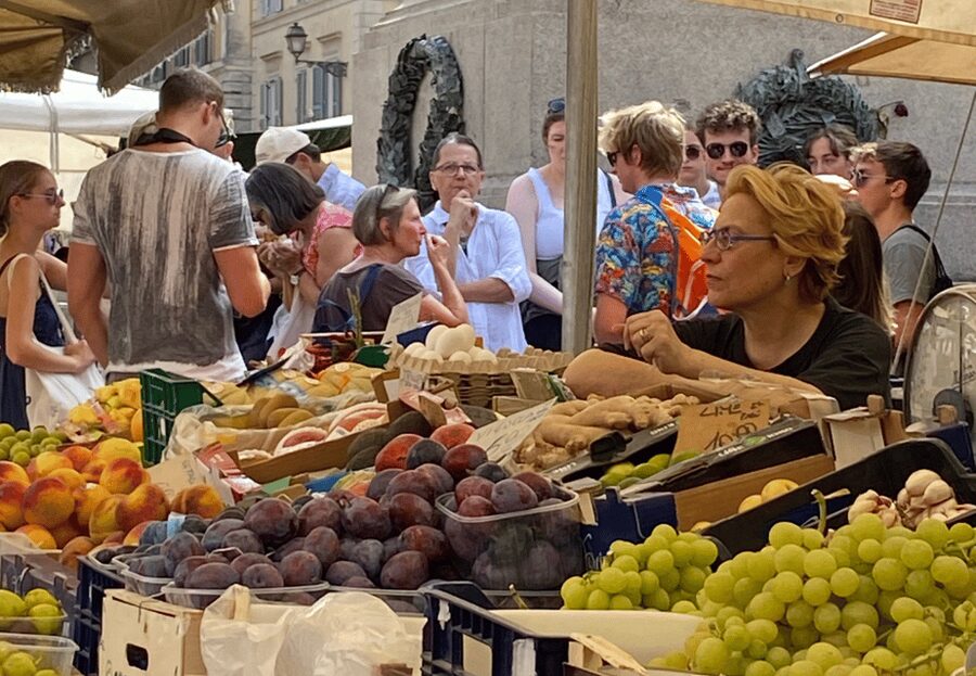 Rome: Food & Wine Tour of Campo de Fiori, Ghetto, Trastevere - Pizza bianca with mortadella, the snack that teaches a whole style
