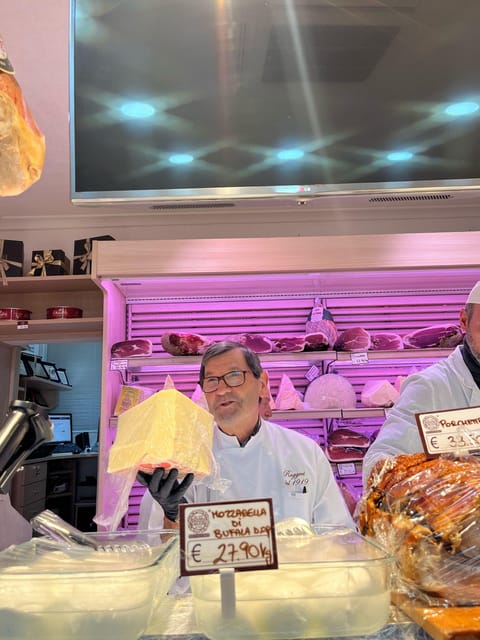 Rome: Food & Wine Tour of Campo de Fiori, Ghetto, Trastevere - Jewish Ghetto food stops, the flavors you do not stumble into alone