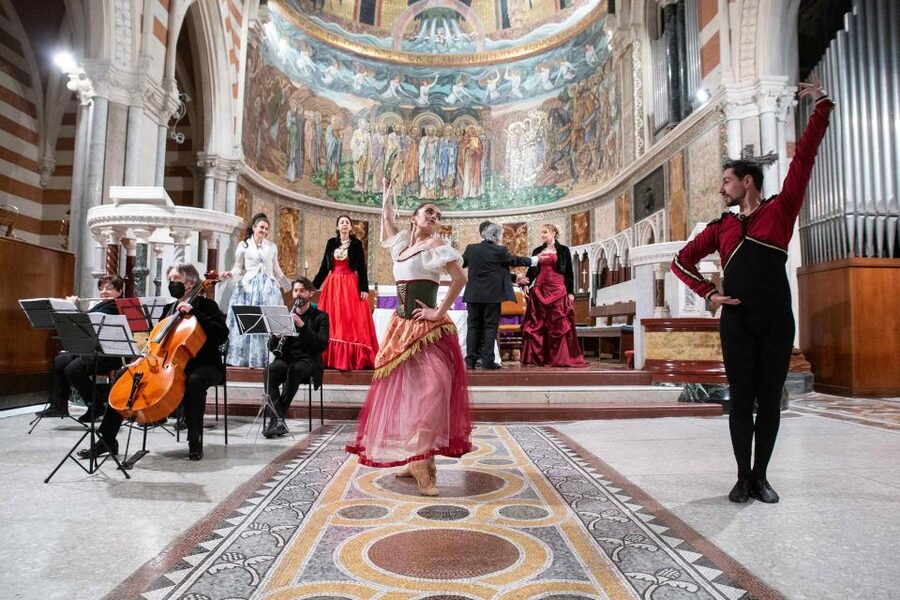 Rome: Giuseppe Verdi's "La Traviata" Live Performance - The Story, Act by Act, So You Can Follow the Emotion