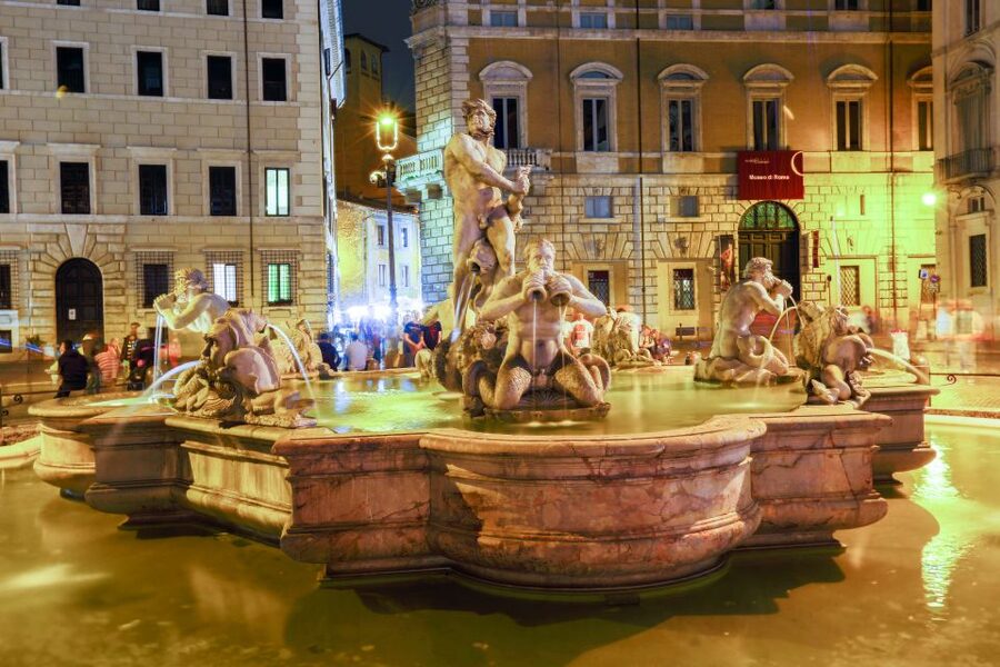 Rome: Guided City Center Evening Sightseeing Walking Tour - Pace, comfort, and what to wear so you enjoy it