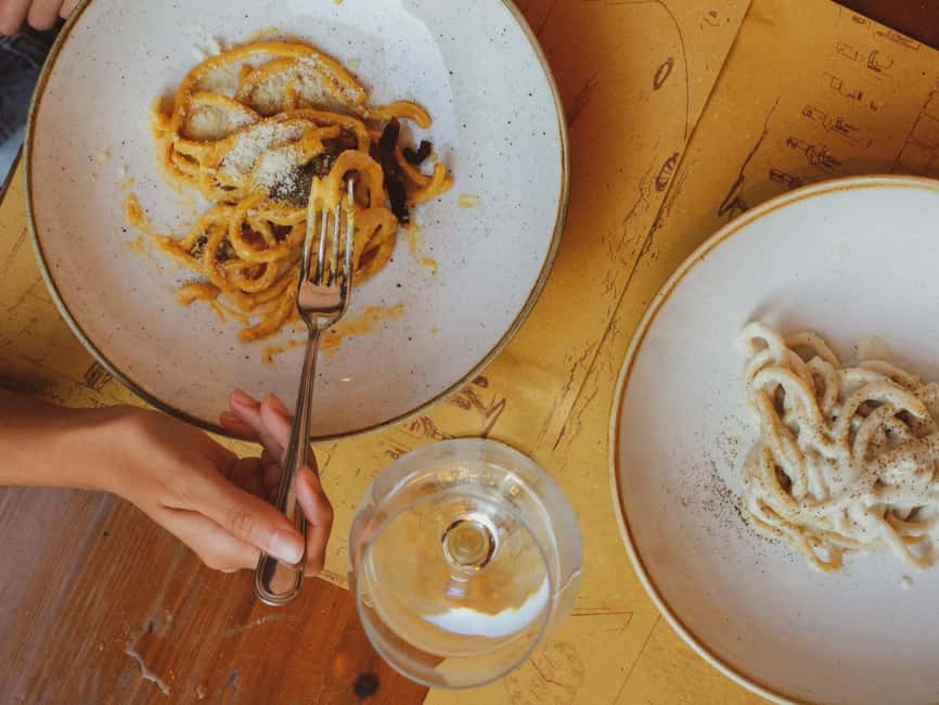 Rome: Guided Food Tour in Trastevere - Alice Pizza Trastevere for Stop 4: beer, pizza, and neighborhood comfort
