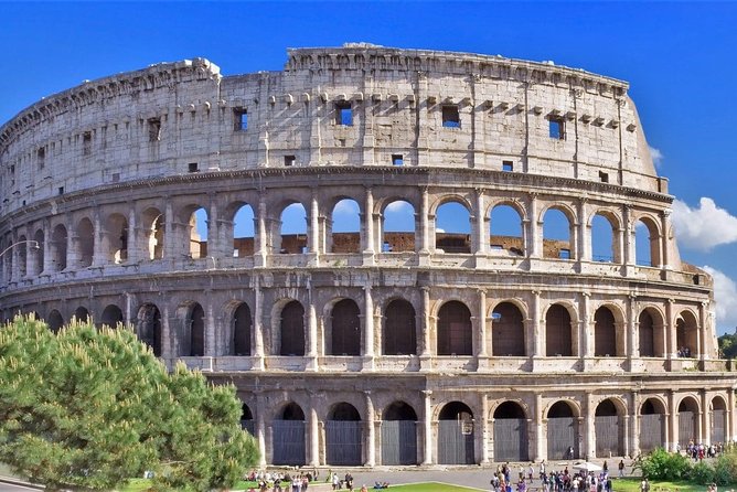 Rome: Guided Group Tour of Colosseum, Roman Forum & Palatine Hill - Palatine Hill Views and Augustus-Era Palaces