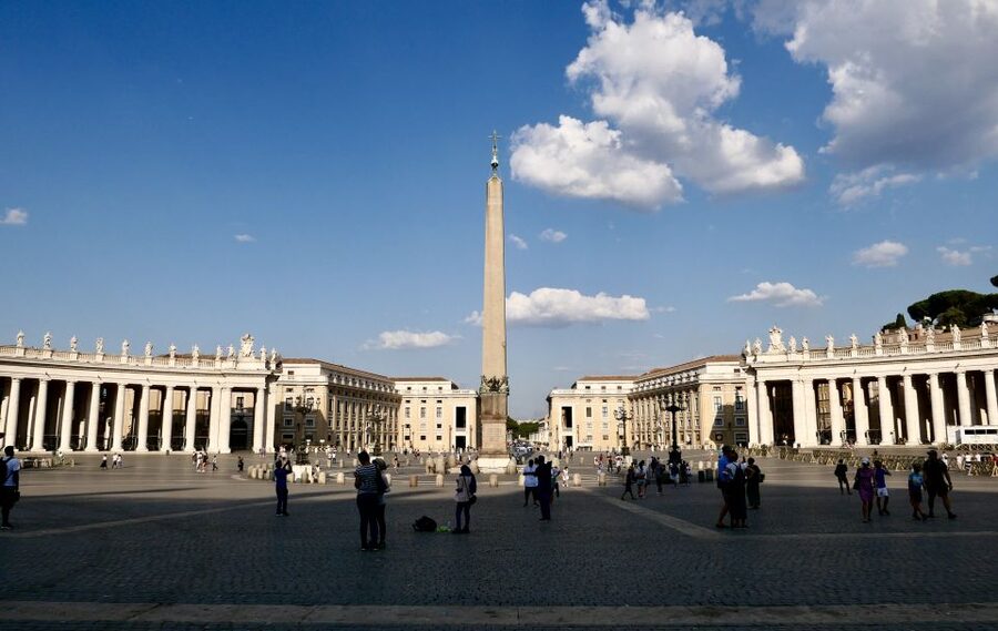 Rome: Guided Tour of St. Peter's Basilica with Dome Climb - Views From 136 Meters: Spot the Colosseum, Pantheon, and Castel Sant’Angelo