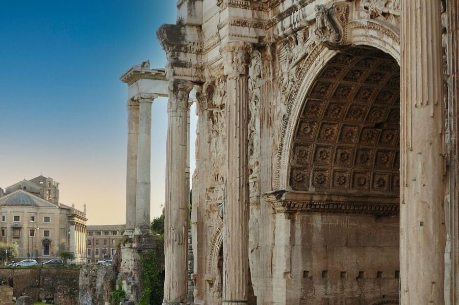 Rome: Guided Tour of the Colosseum - Palatine Hill and That Famous Legend: Views Plus Romulus and Remus Lore
