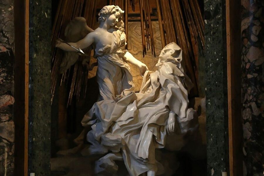 Rome: Illuminati Trail Angels & Demons Tour - St. Peter’s Square Finale and the Piazza San Pietro Finish