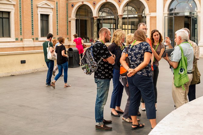 Rome in a Day Tour with Vatican, Colosseum and Historic Center - Vatican Museums highlights, from sculptures to Raphael Rooms
