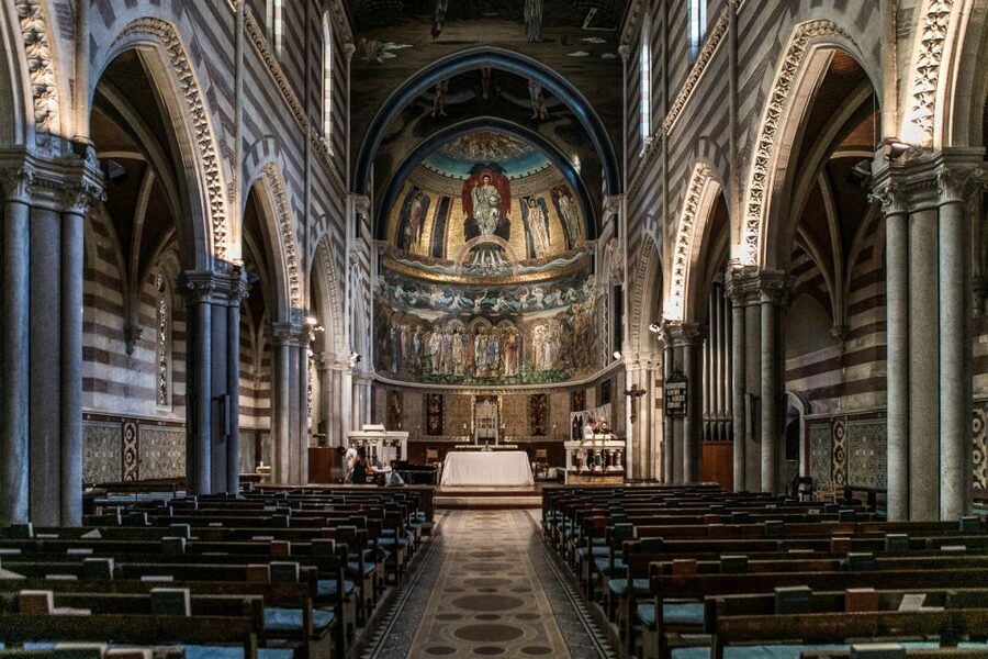 Rome: La Traviata at St. Paul's Within the Walls - Who should book this La Traviata night
