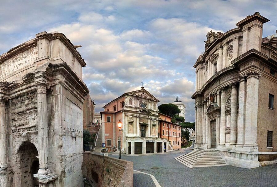 Rome: Mamertime Prison Entrance Ticket with Audio guide - The audio guide workflow: Vatican&Rome app, WiFi, and headphones