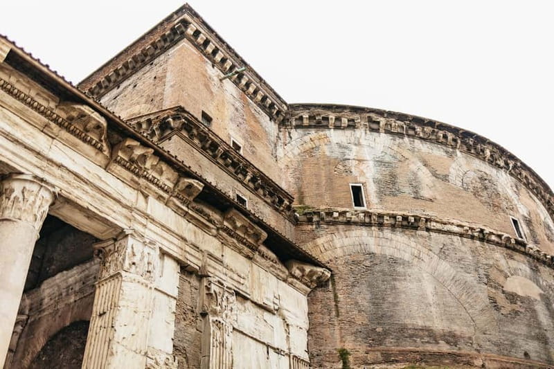 Rome: Pantheon Fast-Track Ticket and Official Audio Guide - Royal Voices, Rose Petals at Pentecost, and What to Watch for