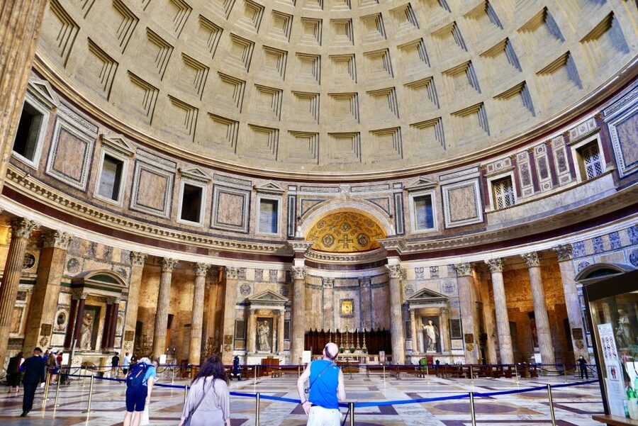 Rome: Pantheon Small Group Tour and Skip-the-Line Ticket - Why the Pantheon still feels like science class (and theatre)