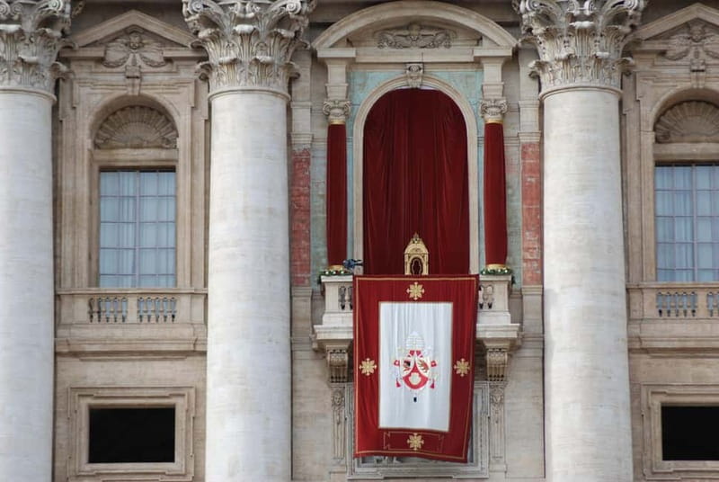 Rome: Papal Audience with Pope Leo XIV & Expert Guide - Who should book this Papal Audience experience?