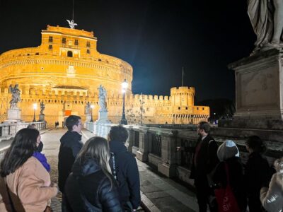 Paranormal Night Walking Tour & Secret Backstreets