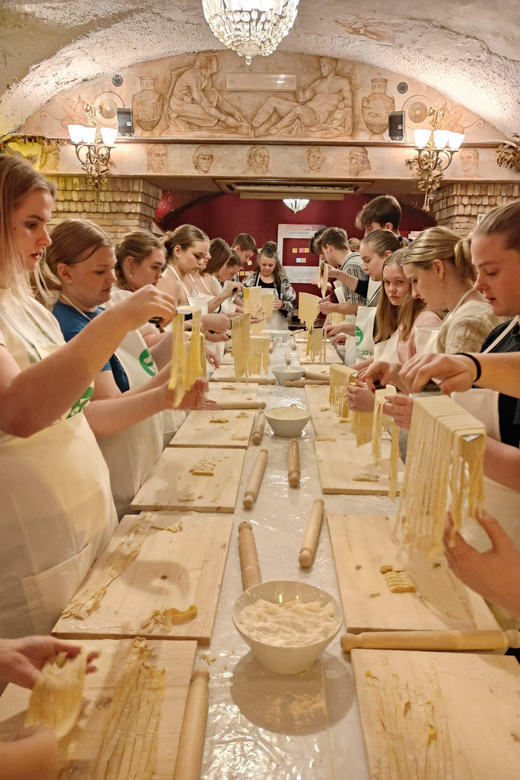 Rome: Pasta & Tiramisu Cooking Class near the Spanish Steps - Spanish Steps Nearby, Inside Trattoria Amici