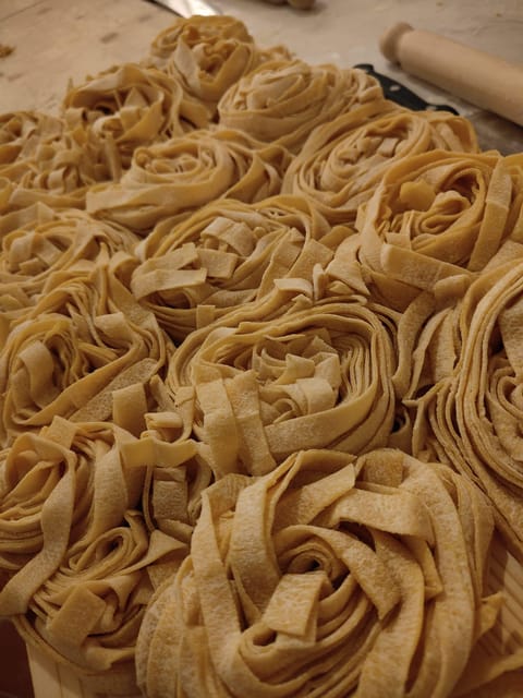 Rome: Pasta & Tiramisu Cooking Class near the Spanish Steps - Who Should Book This, and Who Should Skip It