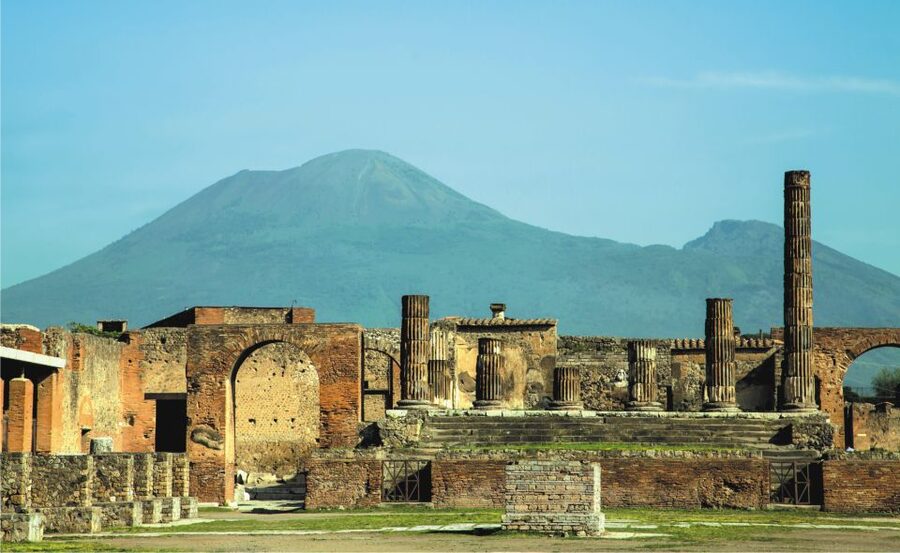 Rome: Pompeii and Naples Day Trip with Pompeii Entry Ticket - Naples on Your Schedule: Vicoli Wandering, Espresso, and Quick Views