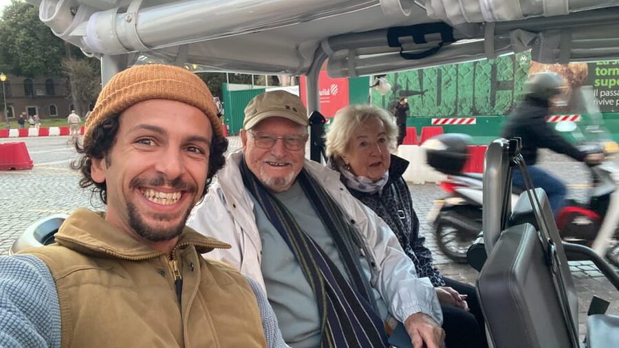 Rome: Private Golf Cart tour with a Local Guide - Pickup and Route Style: How You Avoid Losing Time in Rome