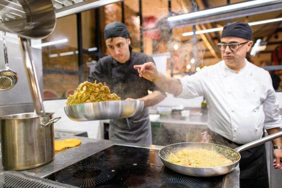 Rome: Roman Master Chef Cooking Class with Wine - Wine, Limoncello, and Drinks That Fit the Cooking Rhythm