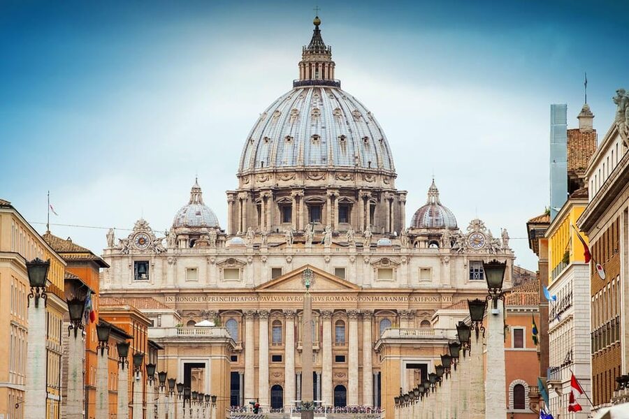 Rome: St. Peter's Basilica, Dome, and Vatican Grottoes Tour - Inside the Basilica: Marble, Gold Ceilings, and the Works You Came For
