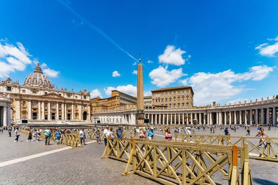 Rome: St. Peter's Basilica, Square and Grottoes Guided Tour - What you pay $11 for, and what costs extra