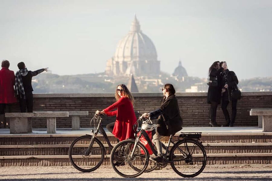 Rome: Top Highlights & Hidden Gems Tour by Cannondale E-Bike - Villa Borghese park ride: a scenic payoff for effort