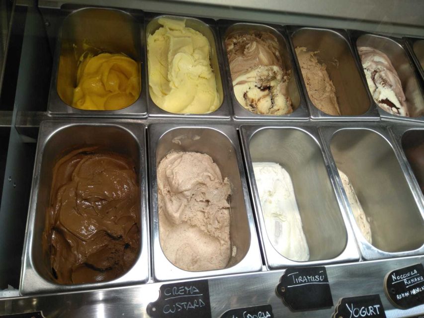 Rome: Trastevere Guided Food and Wine Tour with 20+ Tastings - The walkthrough itself: duration, walking pace, and what to wear