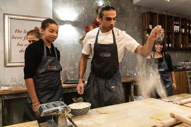 Rome Trastevere Pasta Making Class with Eating Europe - Trastevere pasta class with a real food-tour warmup