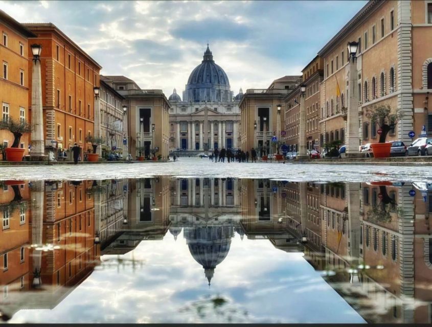 Rome: Vatican Museums and Sistine Chapel Tour with Ticket - Gallery of Maps: painted geography with real political meaning