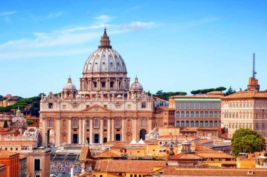 Rome: Vatican Museums, Sistine Chapel and St. Peter's Tour - Vatican Museums in about 2 hours: how to see a lot without going numb