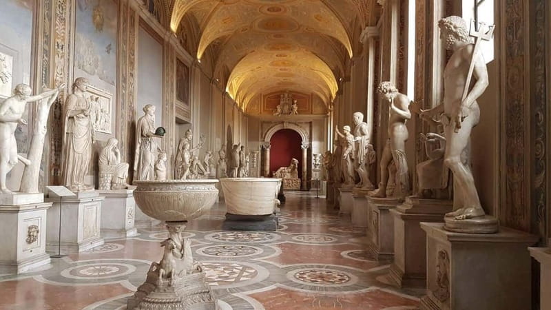 Rome: Vatican Museums, Sistine Chapel Tour & Basilica Access - Sistine Chapel: Michelangelo in Real Scale, Plus a Closure Warning