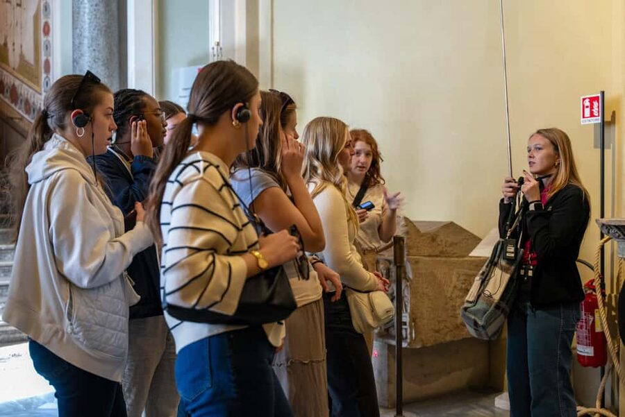 Rome: Vatican Museums & Sistine Chapel Tour with Fast Entry - Dress code and ID rules that can save your day