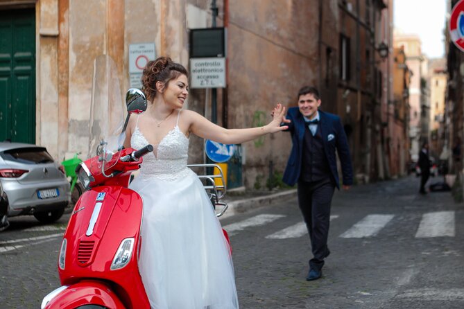 Rome Vespa Scooter Tour with Professional Photographer - Giardino degli Aranci: a calm break with a big view