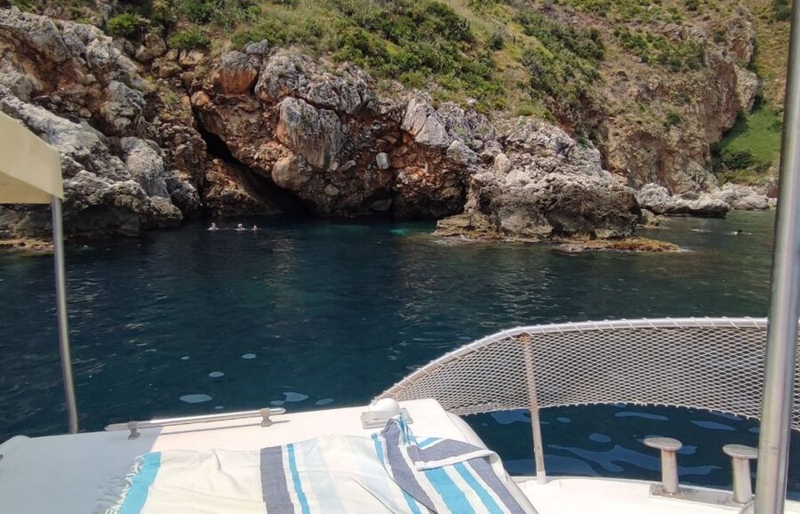 San Vito Lo Capo: Boat Trip with 3 Swimming Stops and Snacks - Price and value: what $59 buys you in real terms