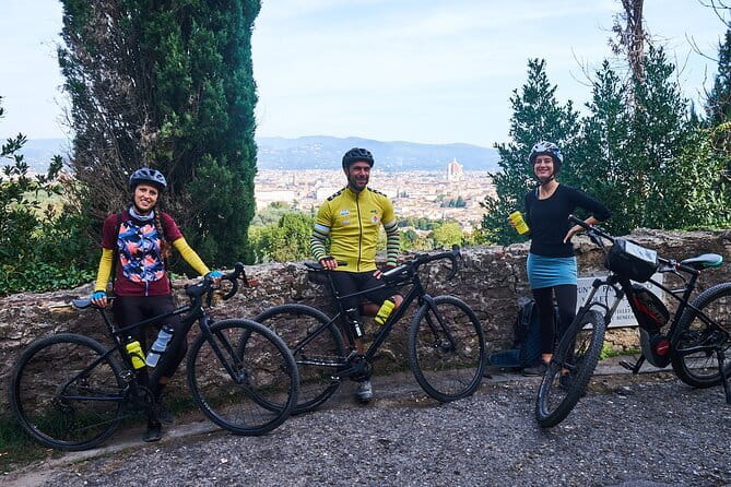 Self-Drive Vintage Fiat 500 Tour from Florence: Tuscan Hills and Italian Cuisine - Florence viewpoints first: Piazzale Michelangelo and Biblioteca stops