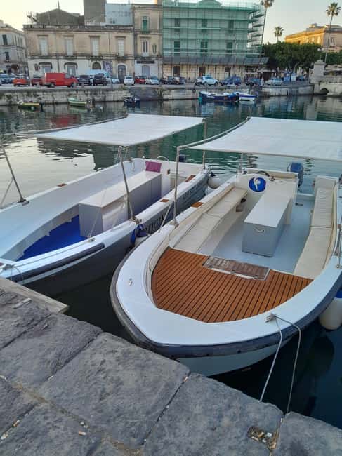Siracusa: Ortigia Boat Tour with Marine Grotto - Ortigia Boat Views: Why the Coast Looks Different From Water